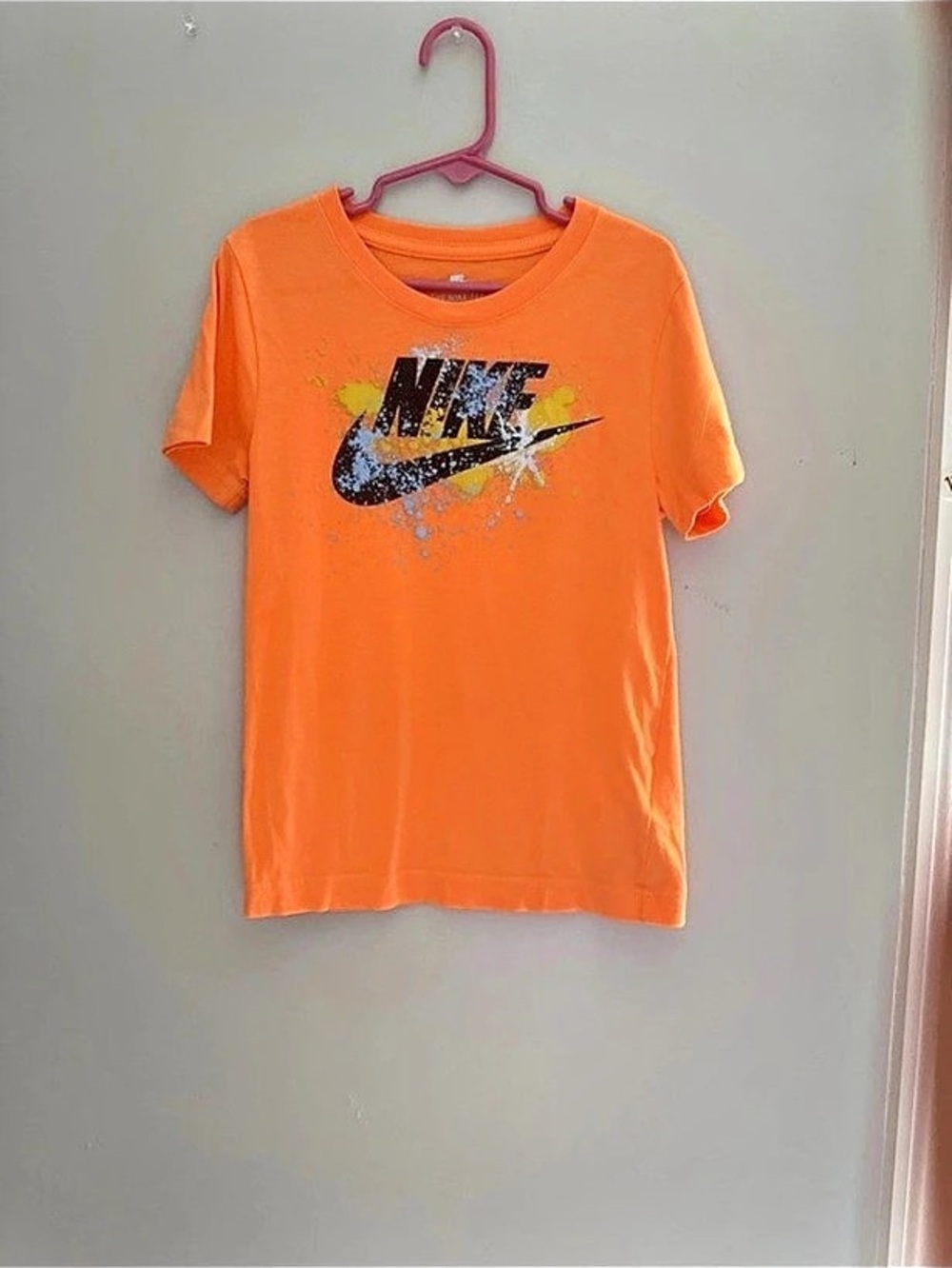 Nike Graphic Short Sleeve Tee